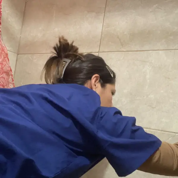 Limpieza de azulejos en un baño — trabajo de CleanFach